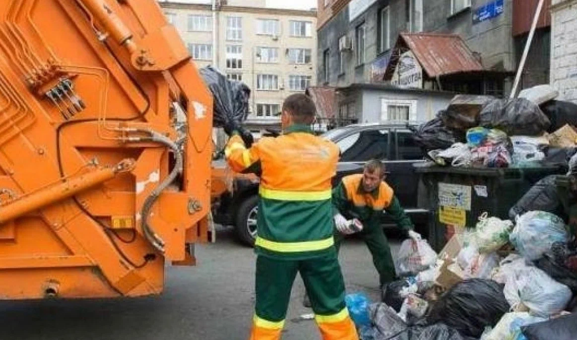 Срочный вывоз мусора в Балахне от ПроМусор — заказ день в день от 2978 руб., грузчики, цена