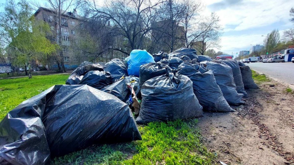 Вывоз и утилизация мусора после субботника в Балахне в октябре