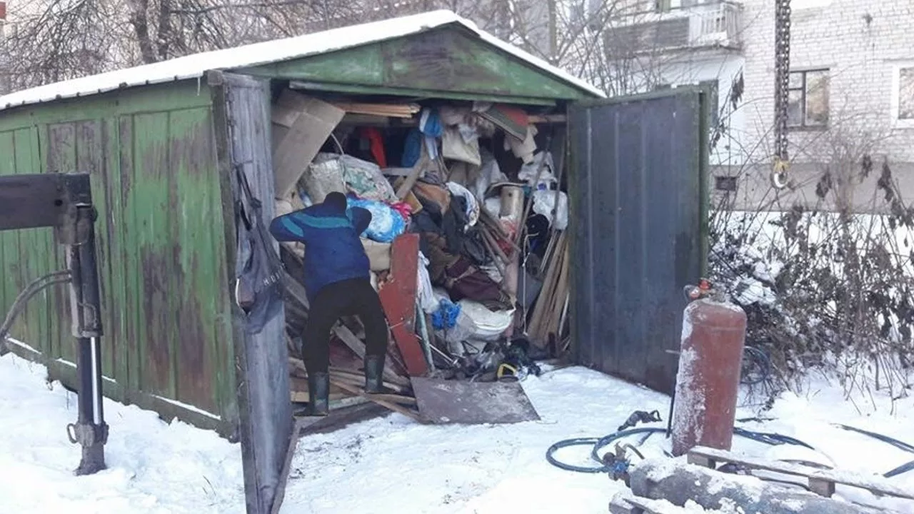 Вывоз мусора из гаража с гарантией чистоты в Балахне в октябре
